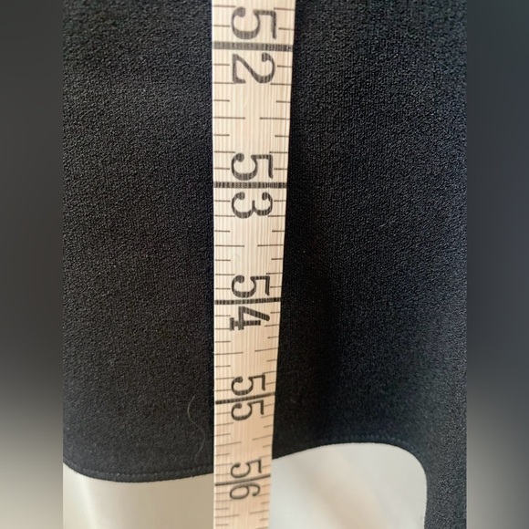 NWT Aidan Mattox Black Asymmetrical Ruffled Gown, One Shoulder Neckline; Size 6 - Picture 10 of 16